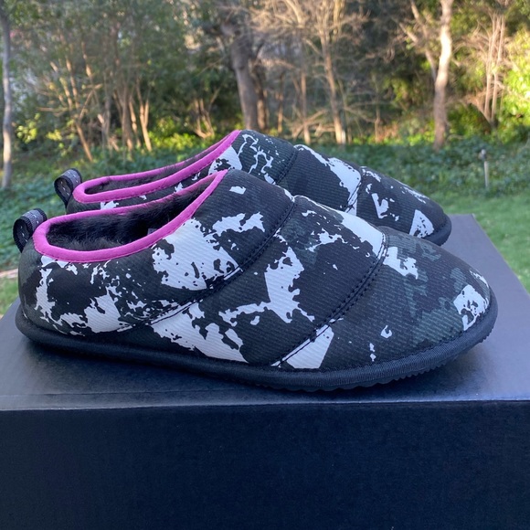 Sorel Shoes New Sorel Go Bodega Run Slipper Poshmark